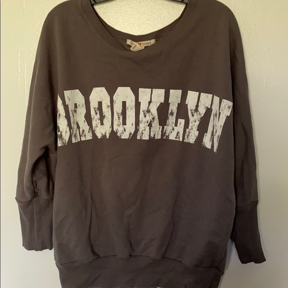 Sweatshirt